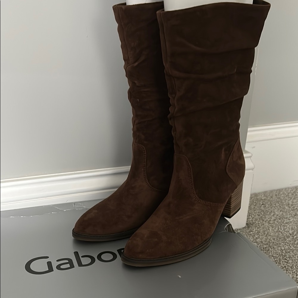 Gabor Brown Heeled Boots with Suede Finish - NEW